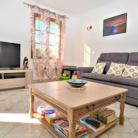Cozy In Quentin La Poter With Wifi * Saint-Quentin-la-Poterie