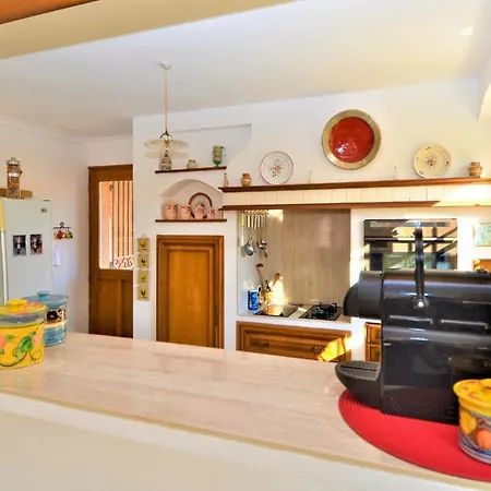 Cozy In Quentin La Poter With Wifi Saint-Quentin-la-Poterie
